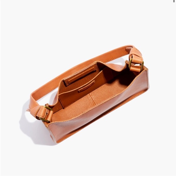 MADEWELL The Sydney Leather Shoulder Bag - Burnished Camel Brown/Tan - Picture 12 of 14